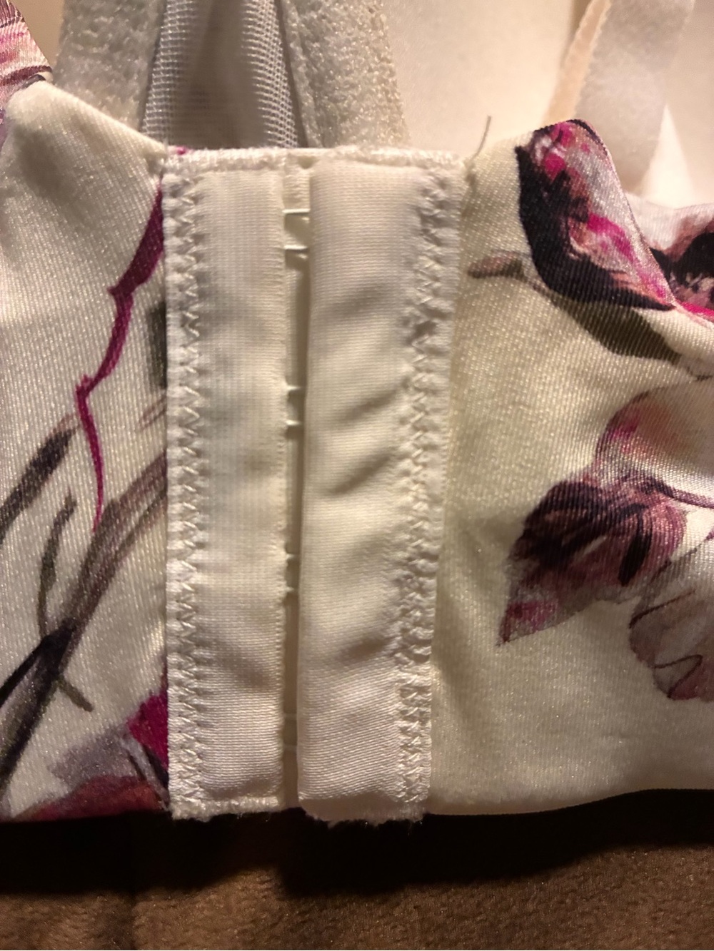 Cacique Floral Printed True Embrace Smooth Demi Bra, size 44D - Picture 5 of 6
